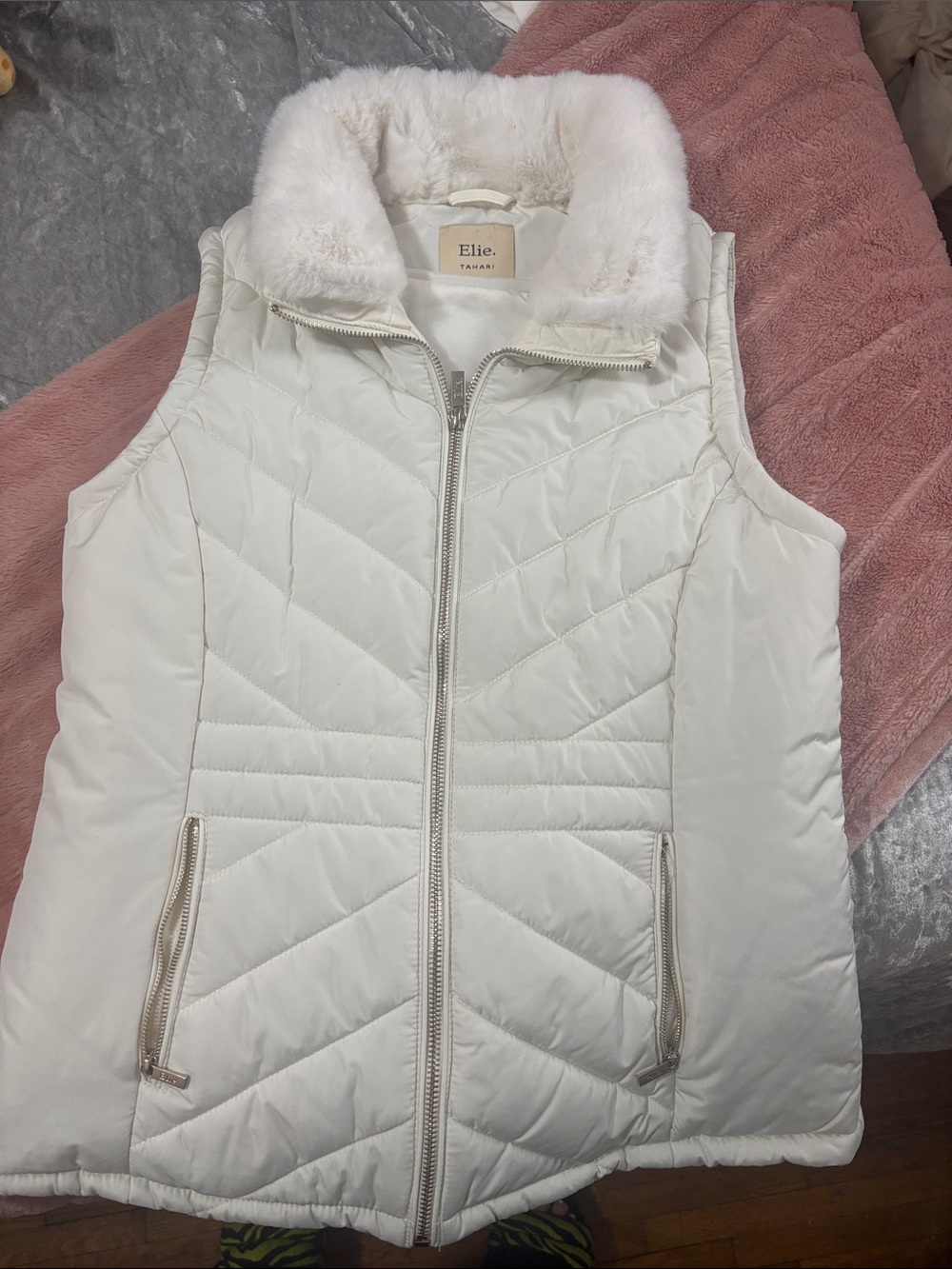Elie Tahari Cream Quilted Vest with Faux-Fur Collar